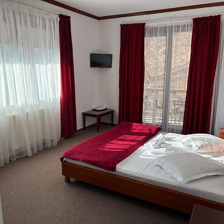 Cabana Izvoarele Doftanei Trăisteni Dış mekan fotoğraf
